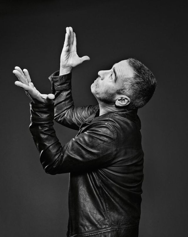 Foto eros. Эрос Рамазотти. Eros Luciano Walter Ramazzotti. Эрос Рамазотти Возраст. Ramazzotti френч.