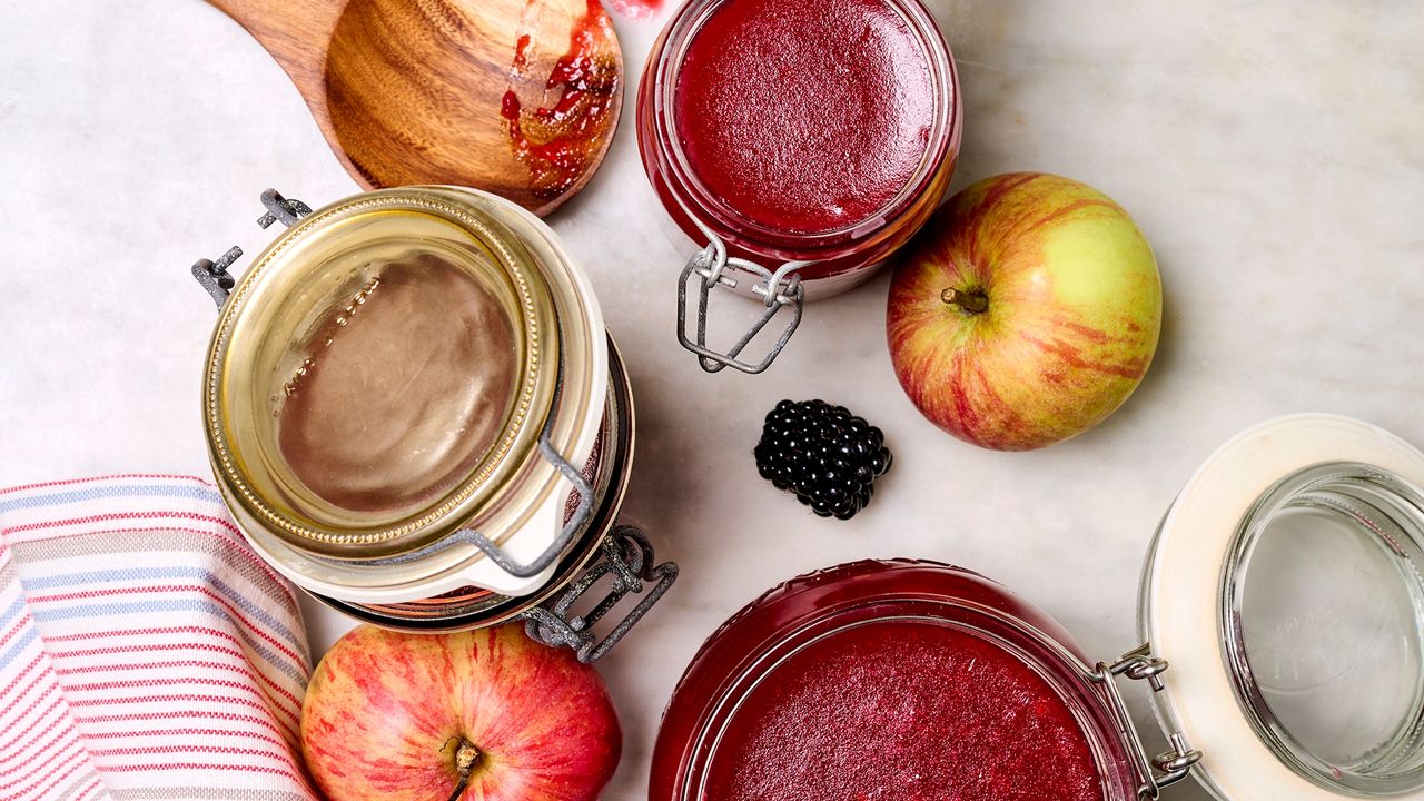 Rezept für Marmelade aus Äpfeln und Brombeeren von Hans Gerlach - SZ ...