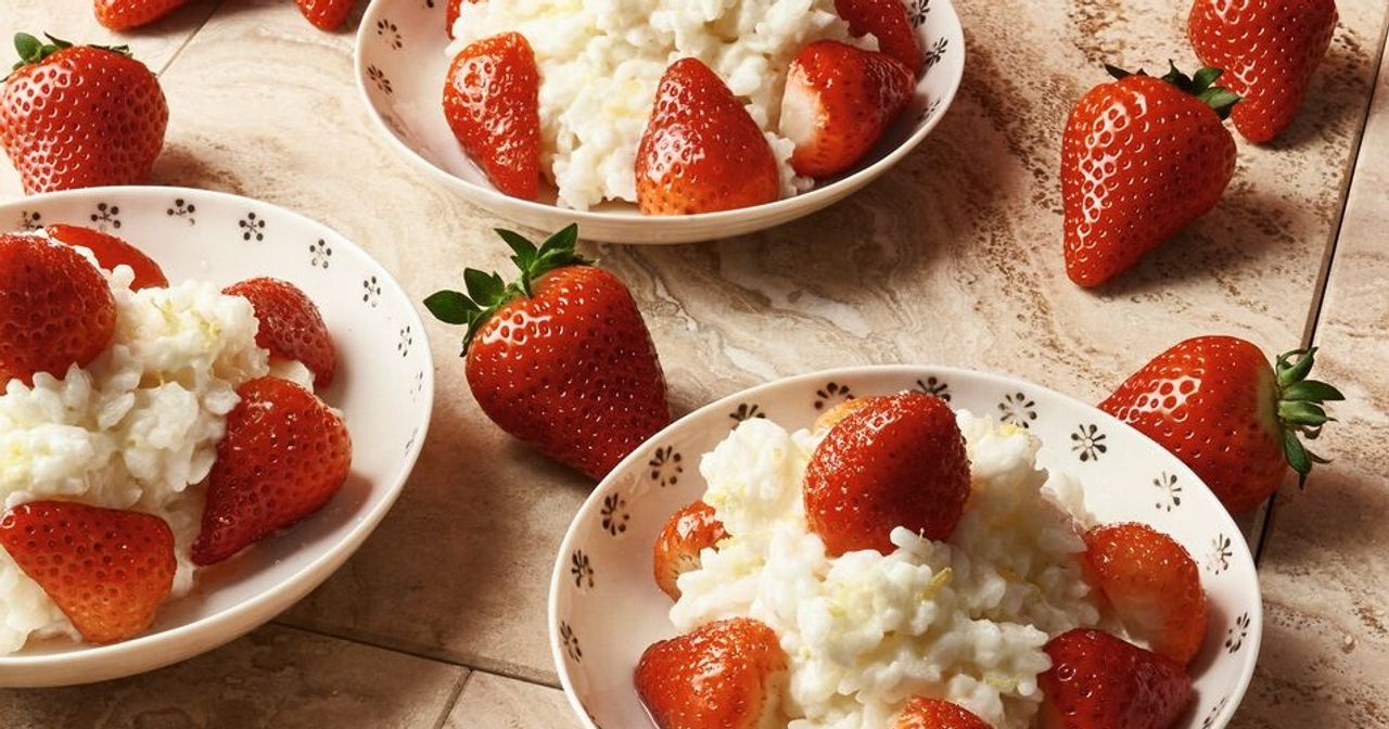 Ein Rezept für Milchreis mit Erdbeeren - SZ Magazin Ein Rezept für Milchreis mit Erdbeeren - SZ Magazin