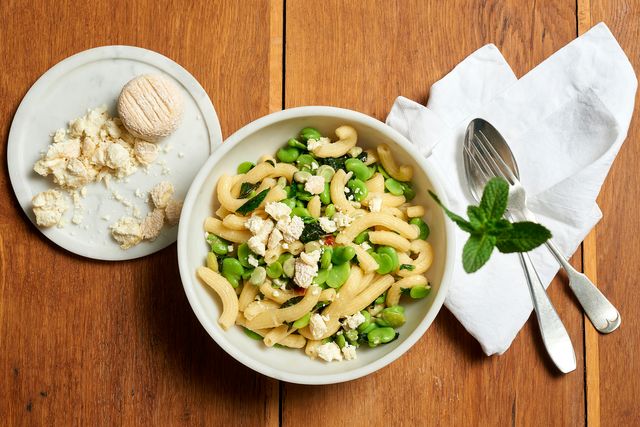 Rezept Selbstgemachte Nudeln Mit Saubohnen Sz Magazin