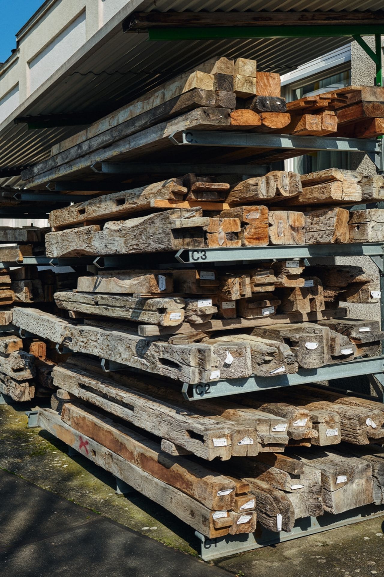 Baumarkt für historische Baustoffe in Kirchheim unter Teck Uralte